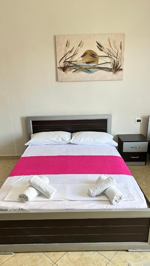 Elisabeta Apartments Sarandë Exterior foto
