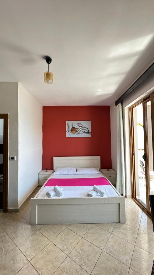 Elisabeta Apartments Sarandë Exterior foto
